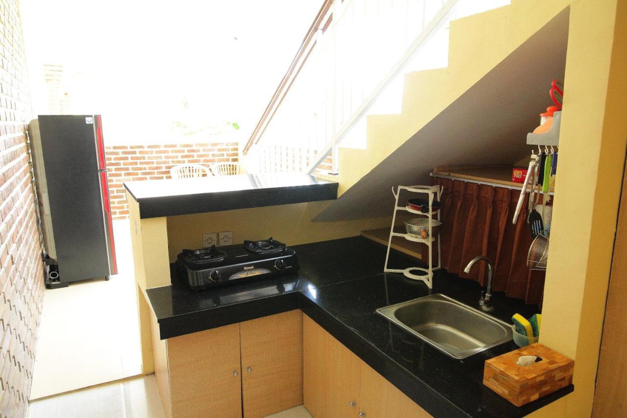 Na-Mi Guesthouse Canggu מראה חיצוני תמונה