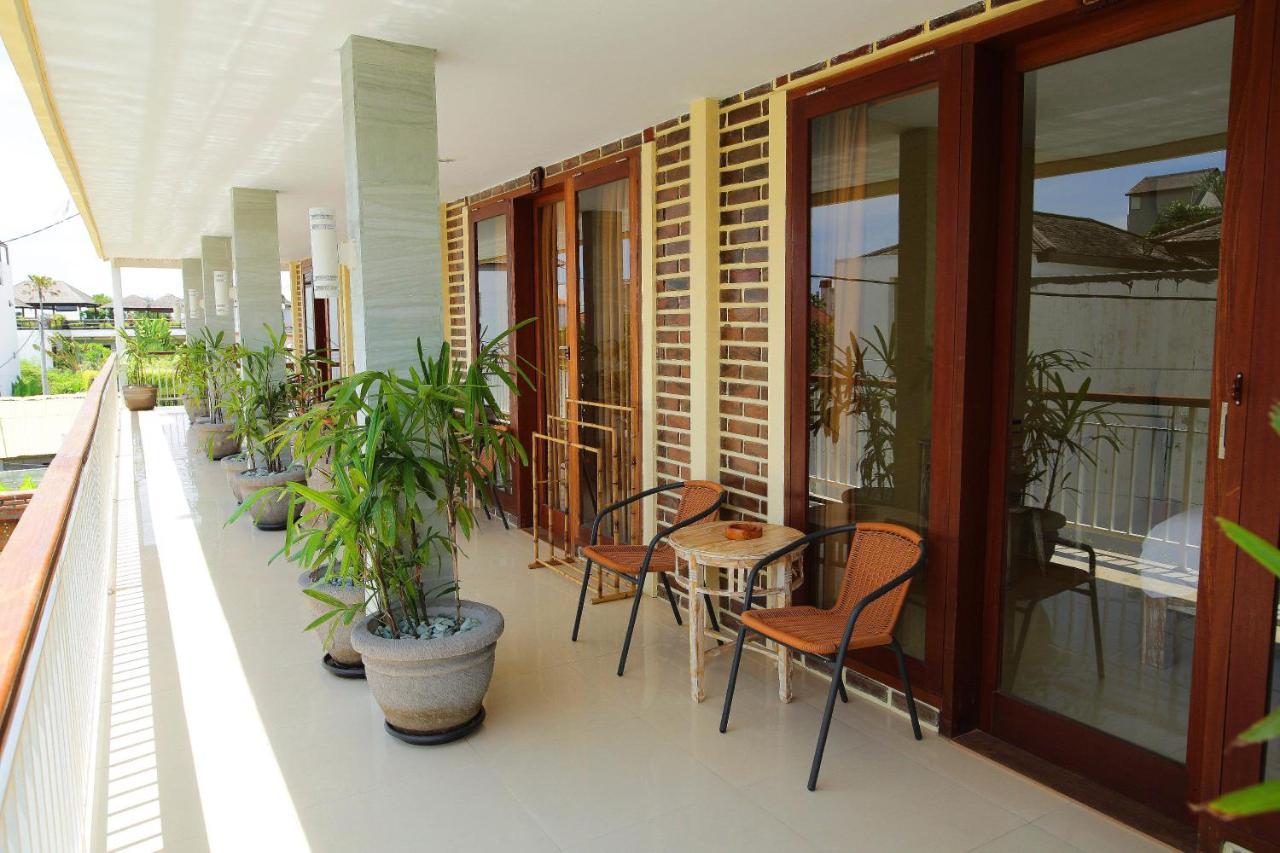 Na-Mi Guesthouse Canggu מראה חיצוני תמונה